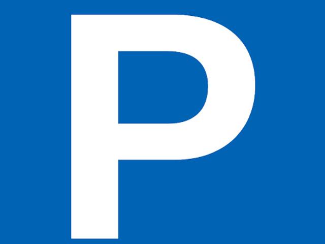 Garage vente à Paris, Quartier du Combat