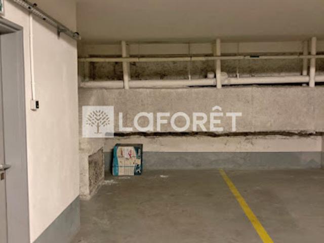 Garage vente à Paris, Île-de-France