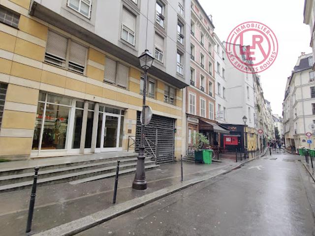Garage vente à Paris 3e Arrondissement, Paris