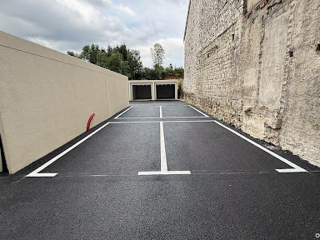 Garage vente à Larmont - Saint-Étienne, Pontarlier