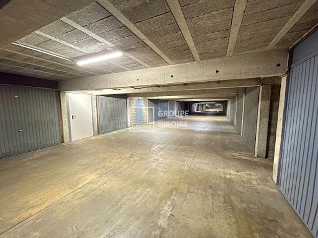 Garage vente à Centre-Ville, Rennes
