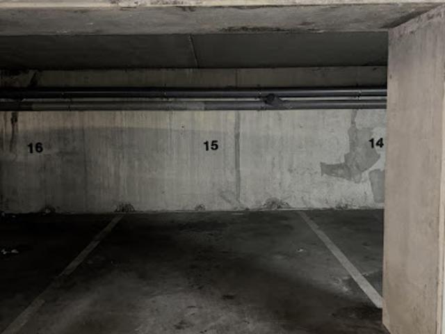 Garage vente à Bobigny, Romainville