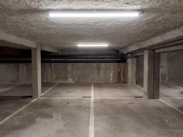 Garage vente à Rouen, Ruan