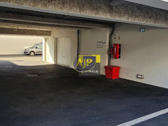 Garage vente à Les Sables-d'Olonne, Saint-gilles-croix-de-vie