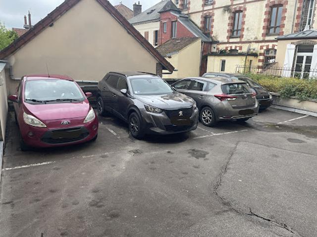 Garage vente à Sens