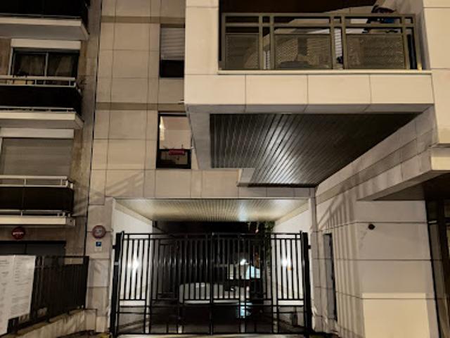 Garage vente à Paris, Île-de-France