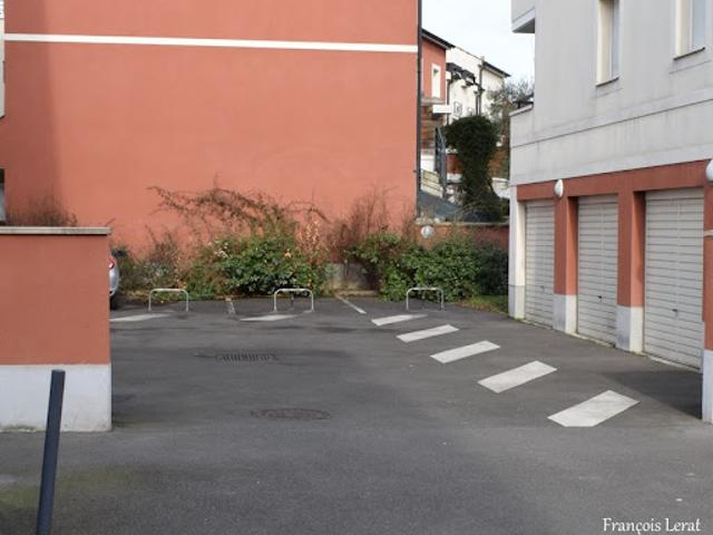 Garage vente à L'Haÿ-les-Roses, Choisy-le-roi