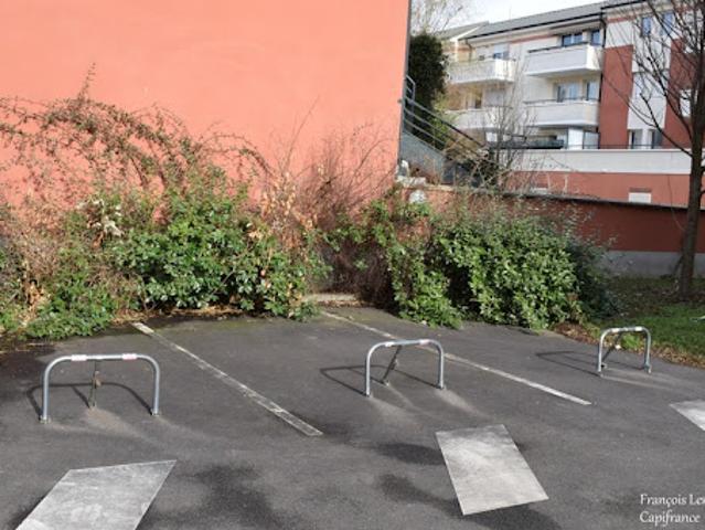 Garage vente à L'Haÿ-les-Roses, Choisy-le-roi