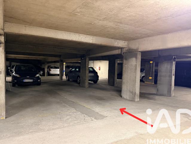 Garage vente à Paris, Île-de-France