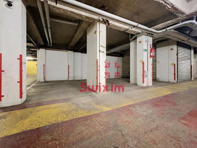 Garage vente à Paris, Île-de-France