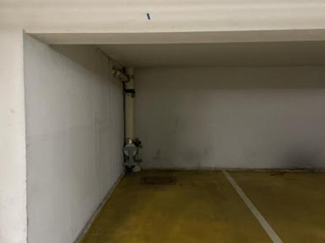 Garage vente à Paris 7e Arrondissement, Paris