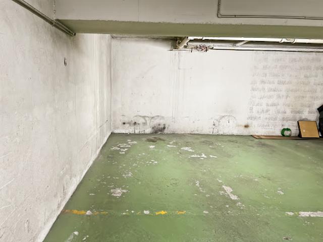 Garage vente à Paris 16e Arrondissement, Paris
