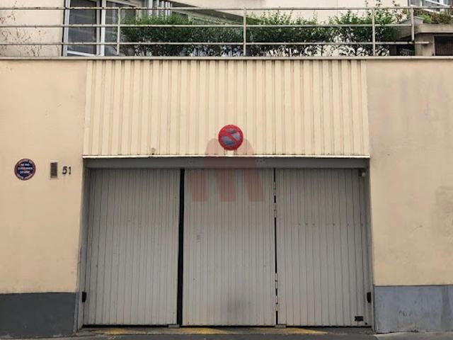 Garage vente à Paris, Île-de-France