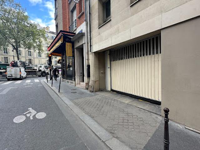 Garage vente à Paris, Île-de-France