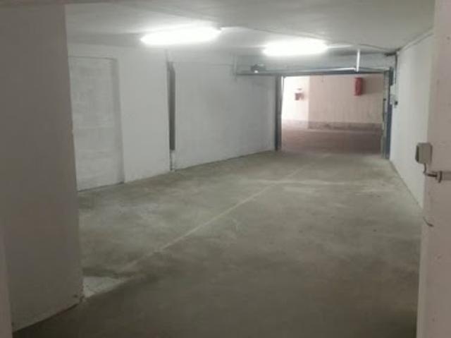 Garage vente à Saint-Nazaire, Saint-nazaire