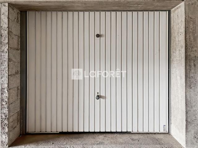 Garage vente à Valence