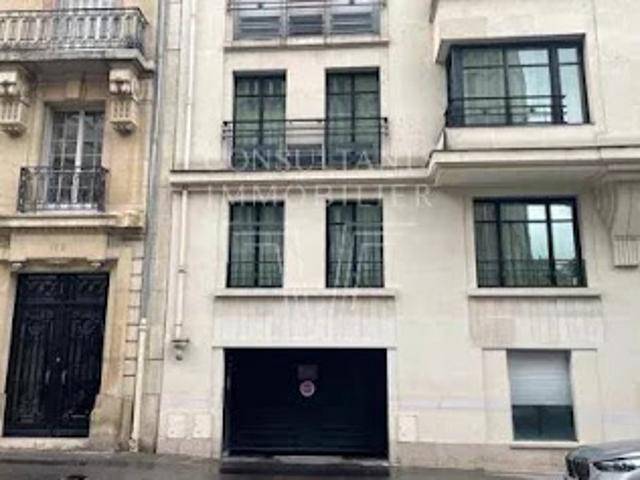 Garage vente à Paris, Île-de-France