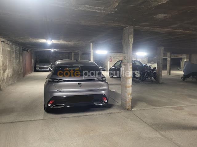 Garage vente à Clamart, Hauts-de-Seine