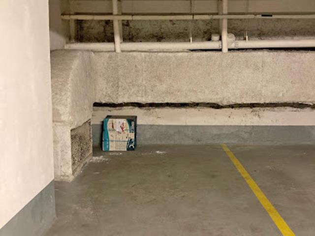 Garage vente à Paris, Île-de-France