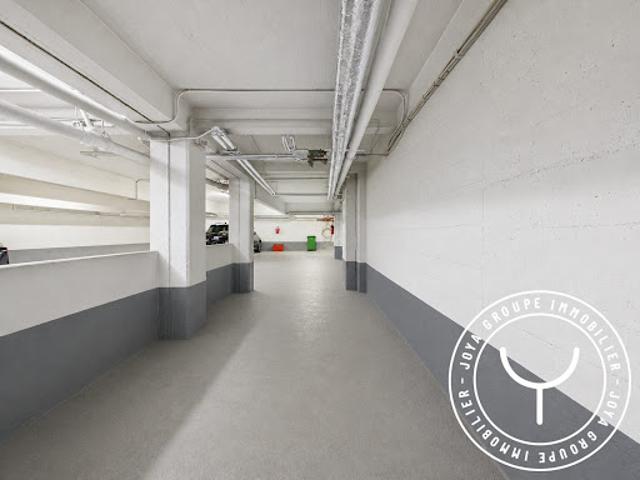 Garage vente à Paris, Île-de-France