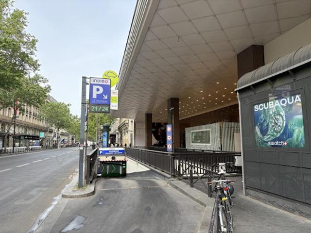 Garage vente à Paris, Île-de-France