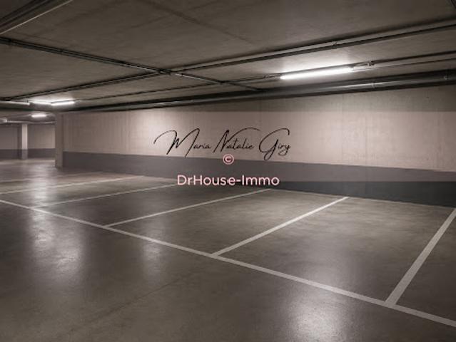 Garage vente à Bordeaux, Port de la Lune, Bordeaux