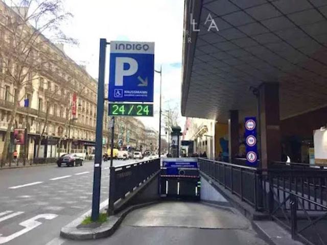 Garage vente à Paris, Île-de-France