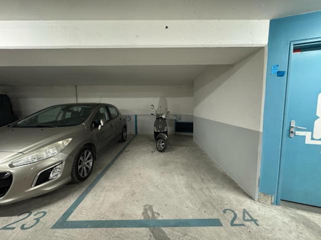Garage vente à Bobigny, Vaux-montreuil
