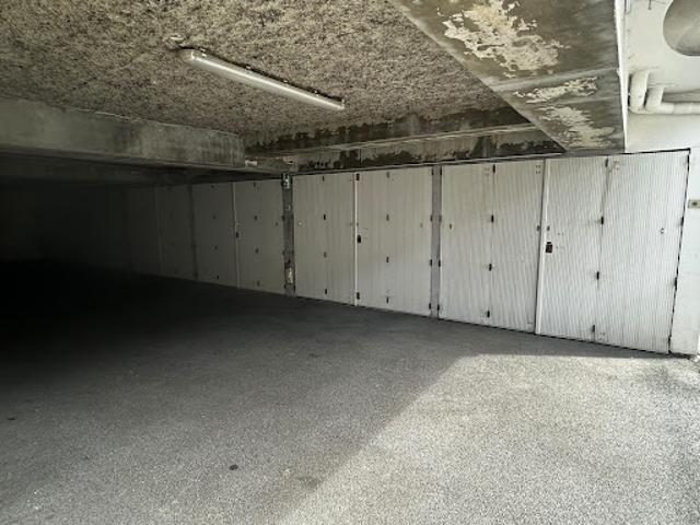 Garage vente à Lapurdi, Ciboure