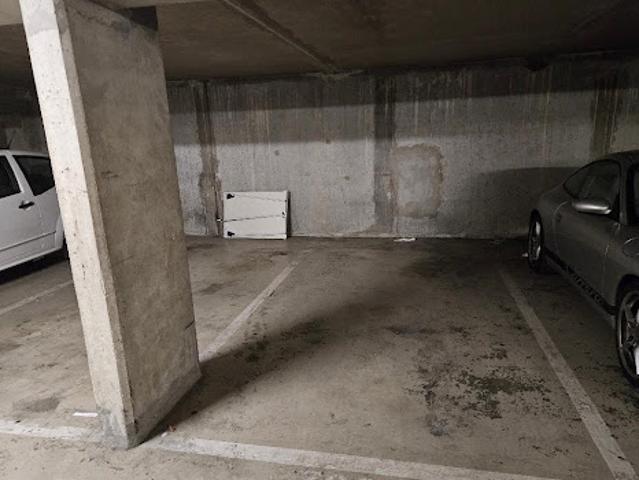 Garage vente à Nanterre, Courbevoie