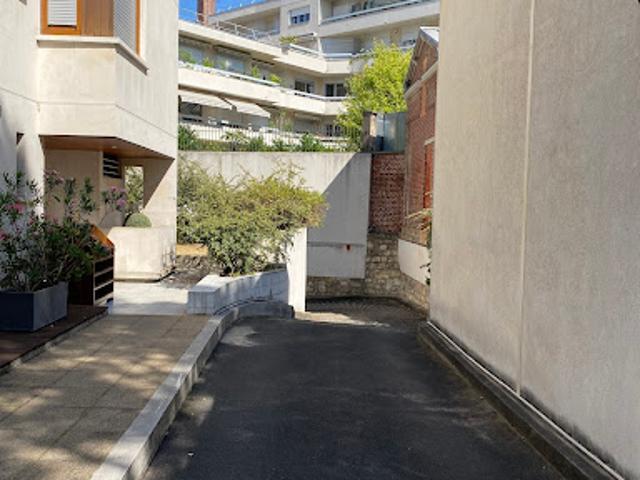 Garage vente à Nanterre, Neuilly-sur-seine