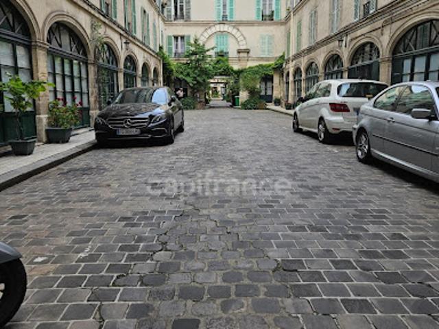 Garage vente à Paris 10e Arrondissement, Paris