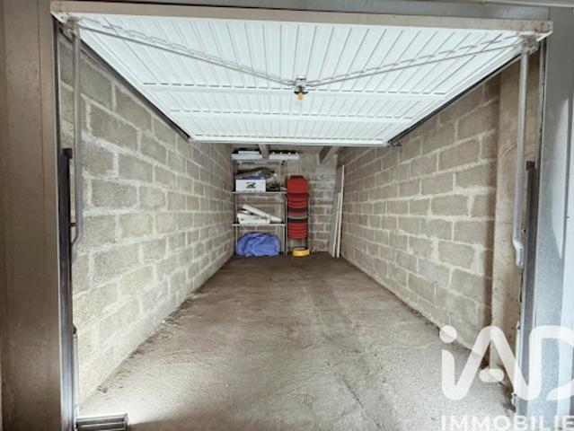Garage vente à Paris, Île-de-France
