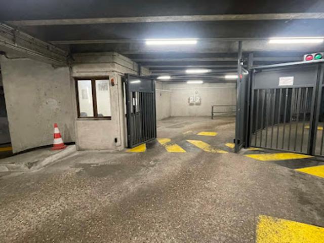 Garage vente à Paris 13e Arrondissement, Paris