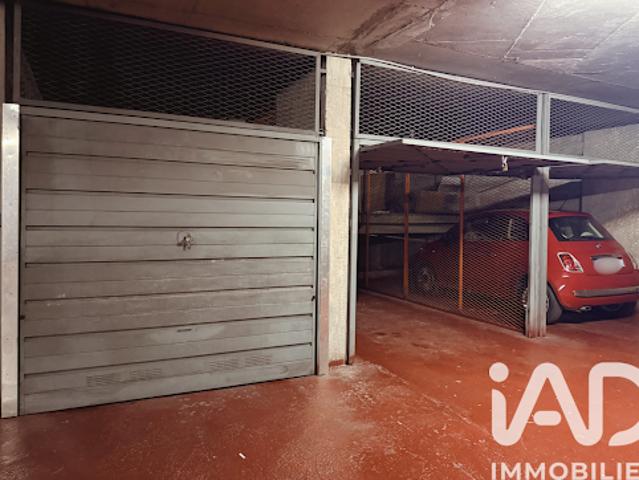 Garage vente à Paris, Île-de-France