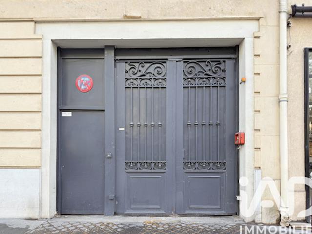 Garage vente à Paris, Île-de-France