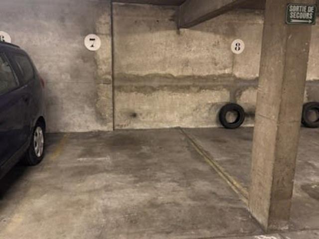 Garage vente à Paris 19e Arrondissement, Paris