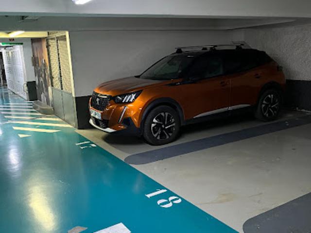 Garage vente à Paris, Île-de-France