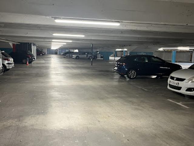 Garage vente à Grenoble, Saint-martin-d'hères