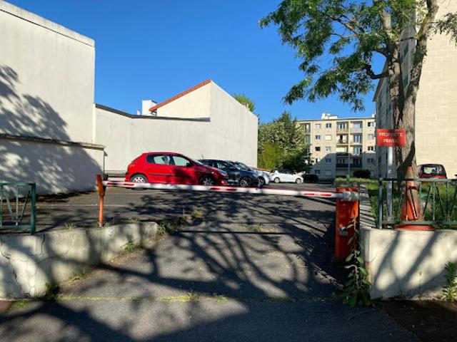 Garage vente à Nogent-sur-Marne, Saint-maur-des-fossés