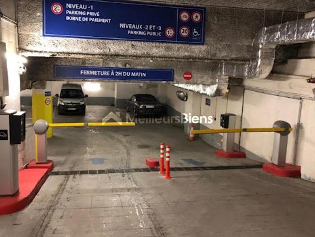 Garage vente à Paris, Île-de-France