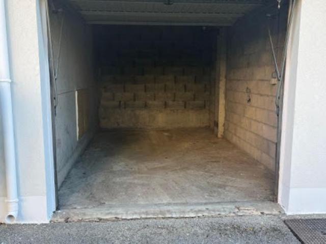 Garage vente à Fréjus, Var