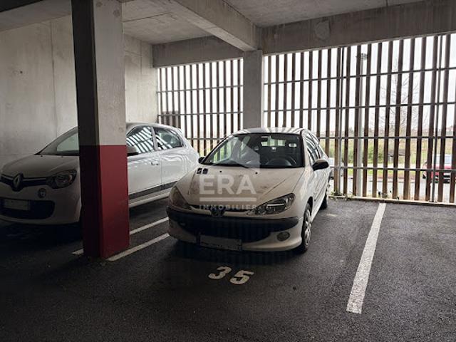Garage vente à La Rochelle, Lagord