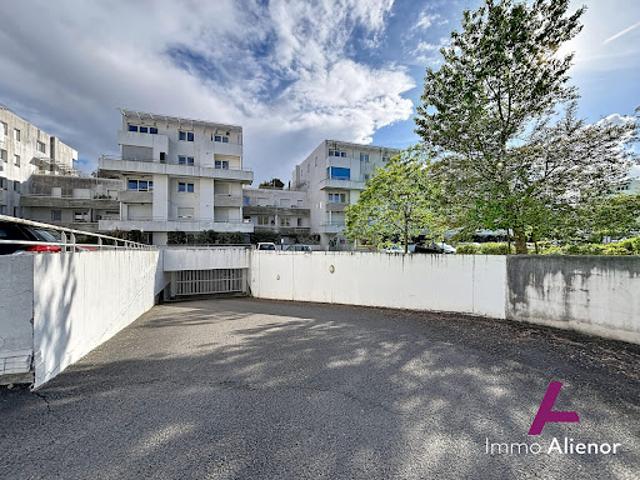 Garage vente à Bordeaux