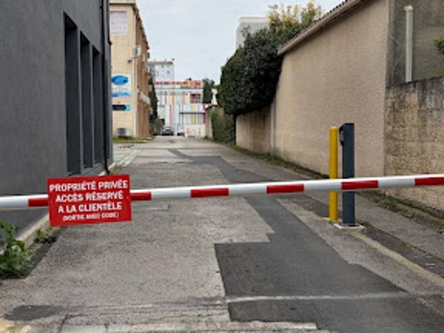 Garage vente à Montpellier, Castelnau-le-lez