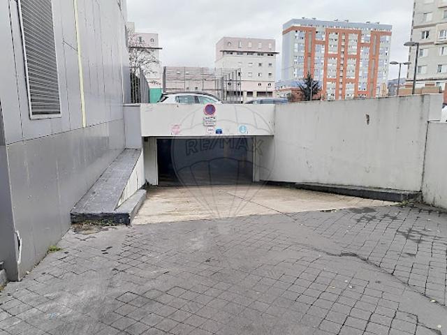 Garage vente à Nanterre, Colombes