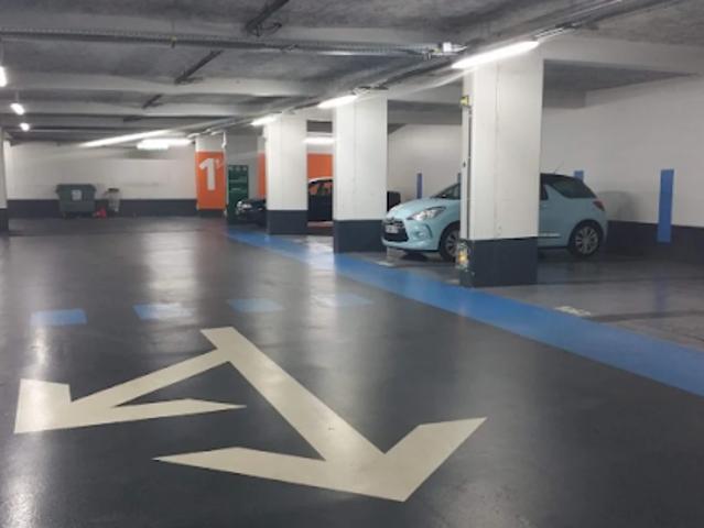 Garage vente à Malakoff, Hauts-de-Seine