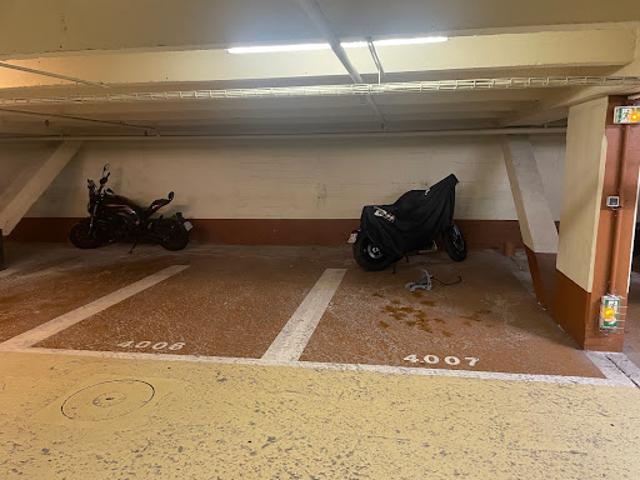 Garage vente à Nanterre, Neuilly-sur-seine