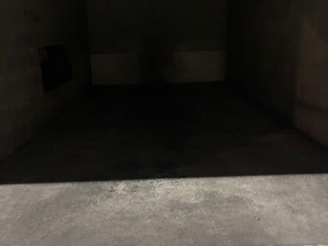 Garage vente à Paris, Île-de-France