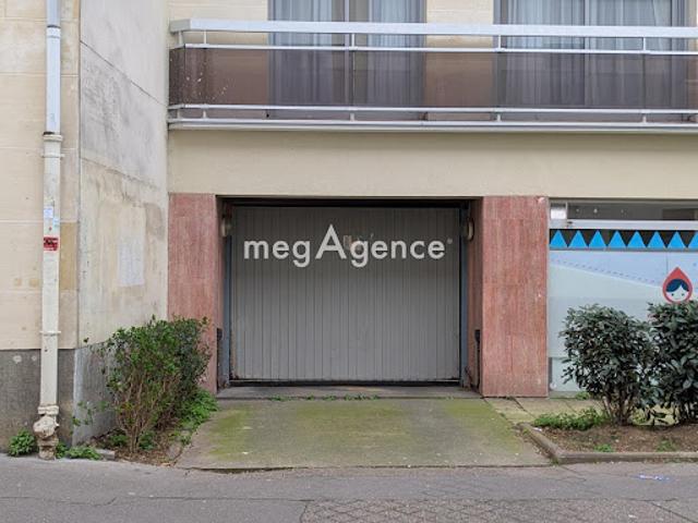 Garage vente à Paris 11e Arrondissement, Paris
